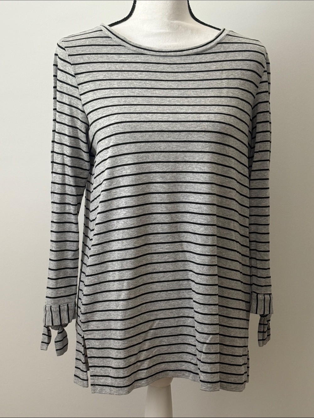 Liz Claiborne Striped Long Sleeve Tie-Cuff Top Gray and Black, Size Petite Small